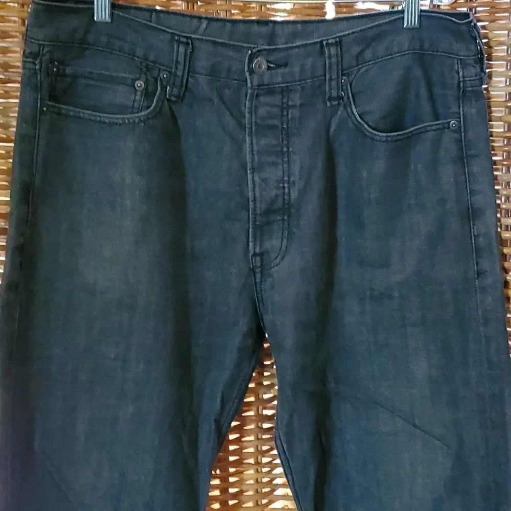 Levi's 562 Loose Taper Black Jeans 36 x 29